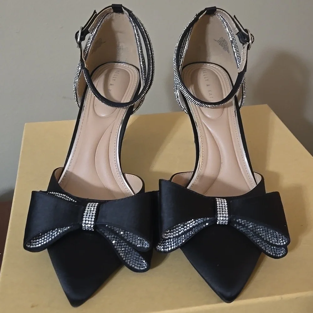 Kelly & Katie Black Satin Heels with Glittering Bow Size 11M - Picture 2 of 10